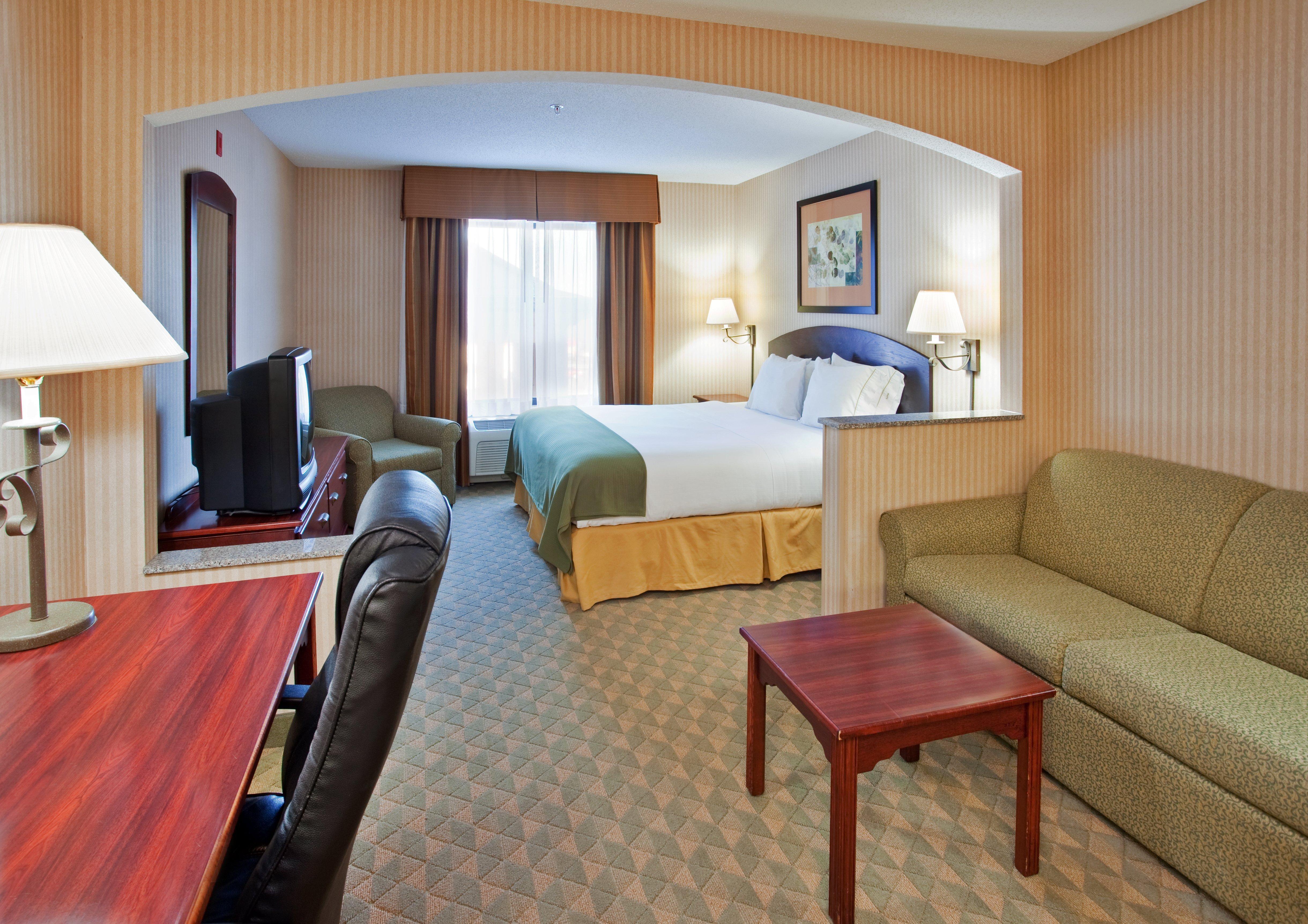 Spark By Hilton Lansing Экстерьер фото